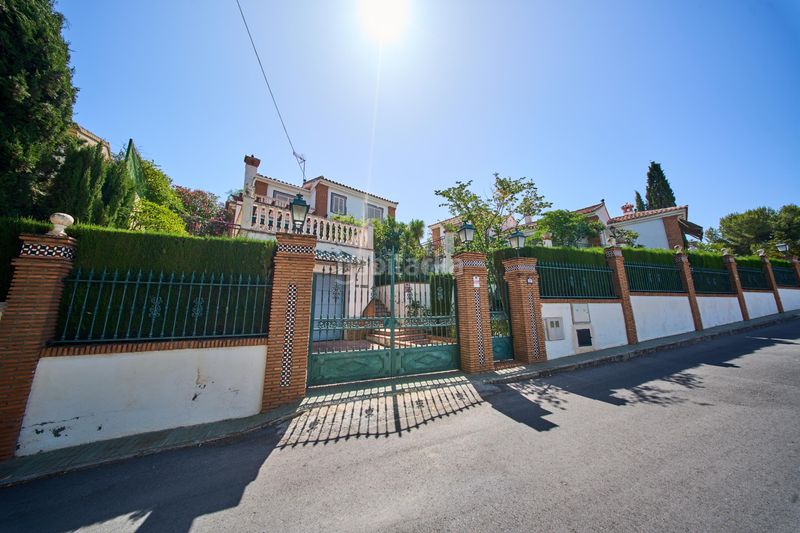 Foto 4fa02225-99cd-444e-ab55-4144dc59c732. Chalet in calle borgoña 29 in Villa de Otura