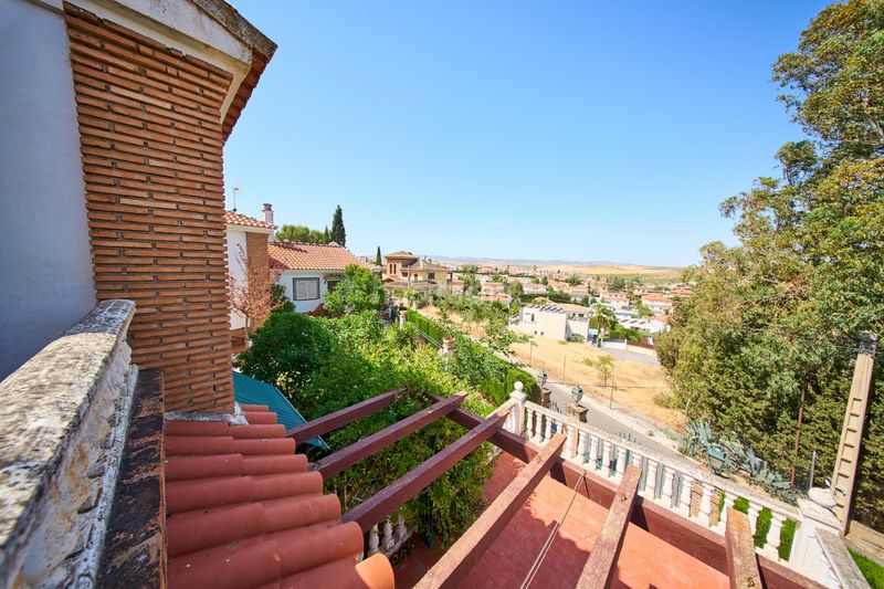 Foto a55888df-e230-46df-8d28-722b2e6e8932. Chalet in calle borgoña 29 in Villa de Otura