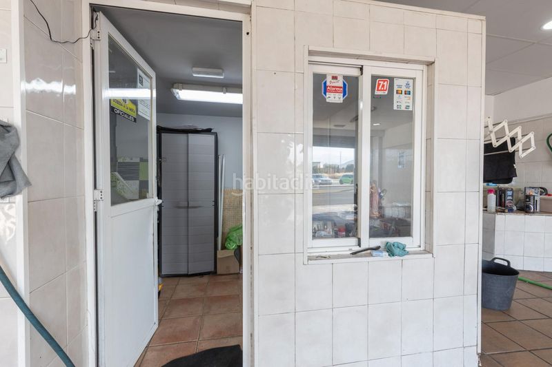 Foto cdc5daaf-5581-44c8-a72a-86c2ff37b4ff. Geschäftsraum in camino nuevo 20 in Maracena