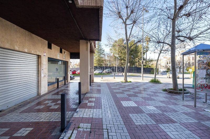 Foto 8d8476e3-7ea3-4a72-8b5e-486a4acc5696. Business premise in calle pianista pepita bustamante 9 in Granada