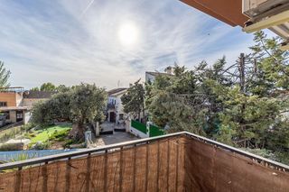 Piso  Calle casería 22. Se vende piso de 3 habitaciones con garaje en huetor vega_granad