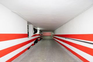 Autoparkplatz  Calle cruz 42. Se vende plaza de garaje para coche pequeño junto plaza gracia y