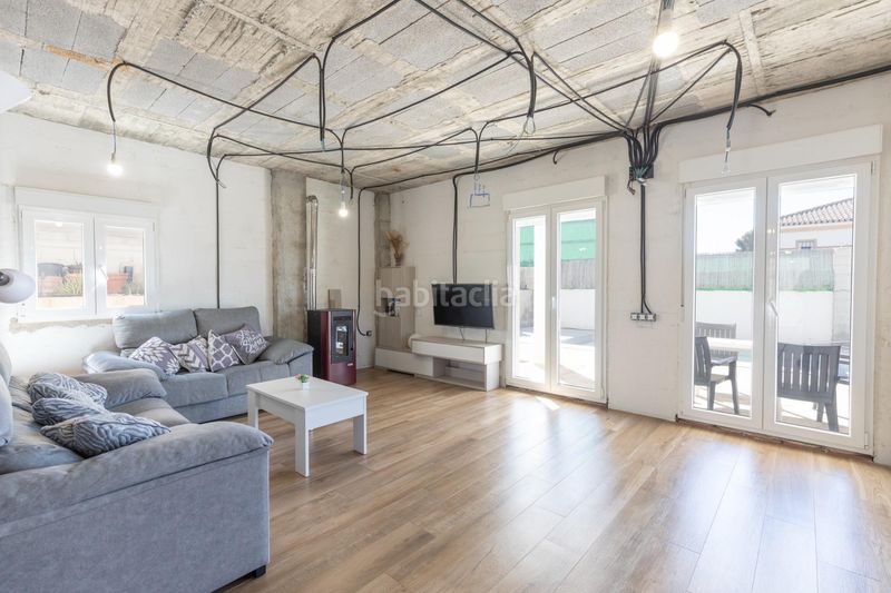 Foto 8a2f174e-c436-4d8e-8d4c-02c7688b086f. Xalet amb calefacció piscina a Padul