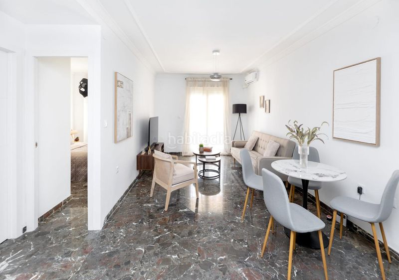 Foto 31c39cf8-c71b-4c93-aa8a-a608f3ec9d8b. Pis a avenida de carmen morcillo 5 a Gójar