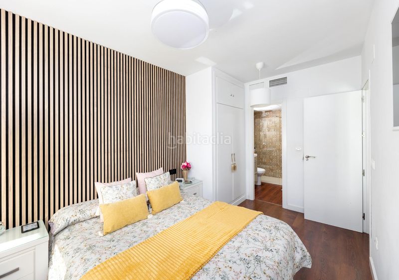 Foto d5225845-c25a-4a9a-8c5d-5c04482cd106. Dúplex a calle gardenia 19 a Albolote