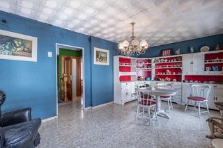 Casa adossada a Calle Antonio Machado 30