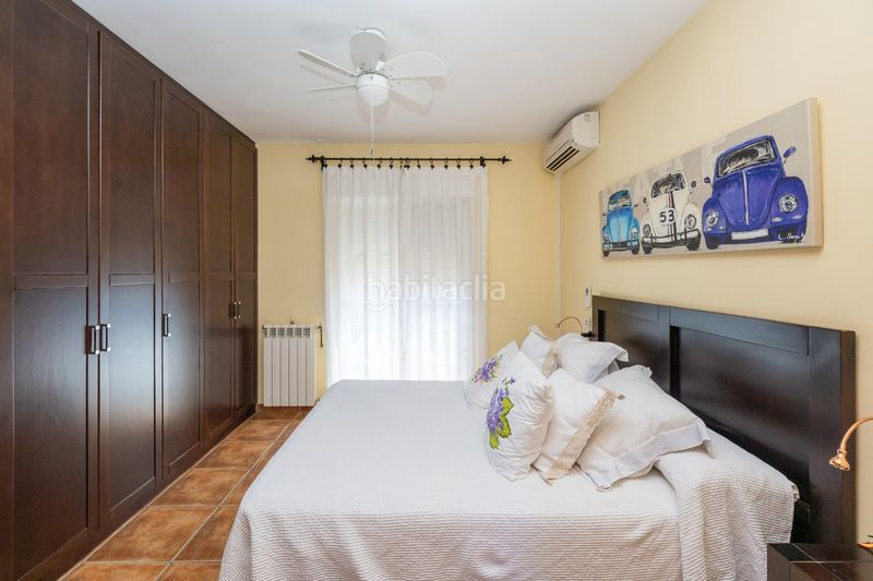 Foto 1dd7a83a-6125-4a40-99fe-a21059442cd8. Casa aparellada a calle cisne 20 a Belicena Vegas del Genil