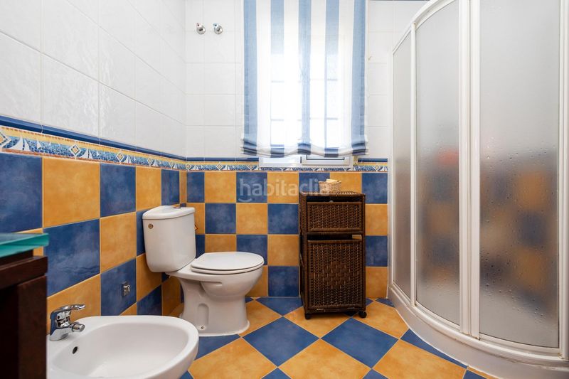 Foto a4c29bc6-2938-4c4c-822a-886e07475b9b. Casa aparellada a calle cisne 20 a Belicena Vegas del Genil