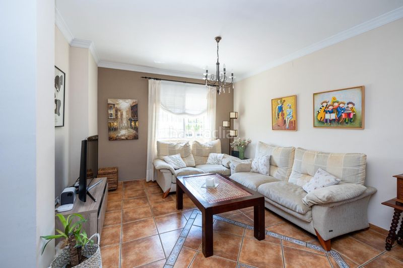 Foto ab919b40-7362-465d-8b15-c09a11aac7dd. Casa aparellada a calle cisne 20 a Belicena Vegas del Genil