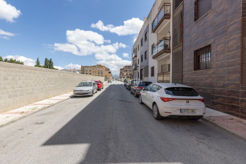 Foto 5d467d18-85ee-4604-a7af-8e01f583bfa8. Pis a calle alcaparra 6 a Atarfe