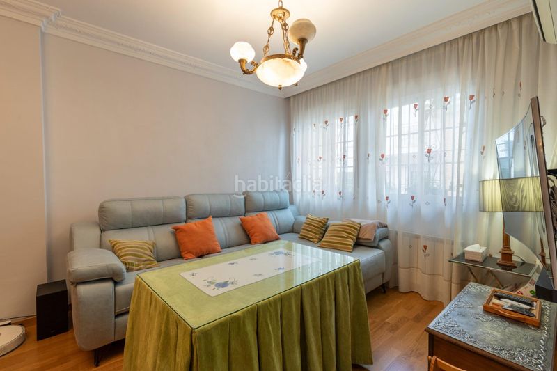 Foto ceb0d32f-f666-4243-95c7-4a78303162de. Casa aparellada amb calefacció a Cájar