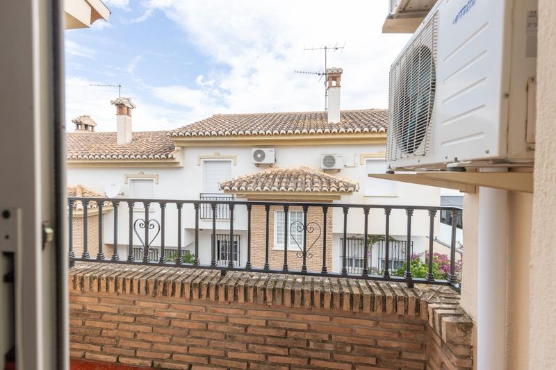 Foto ff209a26-174b-4038-bbb2-ca3d09d056b2. Casa aparellada amb calefacció a Cájar