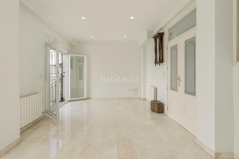 Foto 4059f8c8-57d2-48e1-8731-f11efe4b8395. Casa adossada a calle hipócrates 20 a San Miguel Armilla