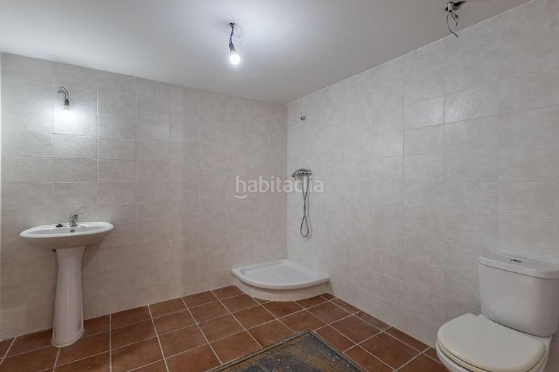 Foto 4d1f3ba9-b901-49a3-982b-86cbc387d224. Casa adossada a calle majuelo 29 a Albolote