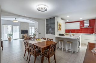 Etagenwohnung in Calle recogidas 48. Se vende impresionante piso reformado con terraza y trastero en