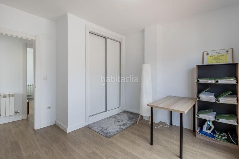 Foto 488677d4-94f9-4687-b31f-a3b88a04d097. Àtic a calle torrente ballester 3 a Santa Fe