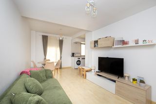Pis a Calle rodríguez de la fuente 22. Se vende precioso piso de dos habitaciones en las gabias !!_gran