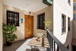 Etagenwohnung in Calle emilio aragon 12. Se vende piso reformado y ameublado en monachil con 2 habitacion