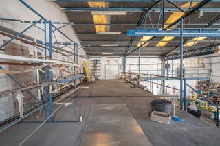 Fabrikhalle in Carretera pinos puente 25. Se vende nave industrial atarfe_granada