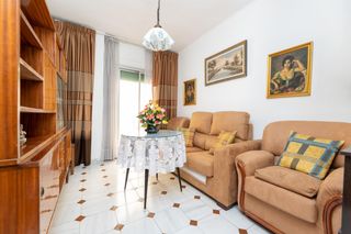 Piso en Calle doctor fleming 26. Se vende piso junto plaza de toros_granada