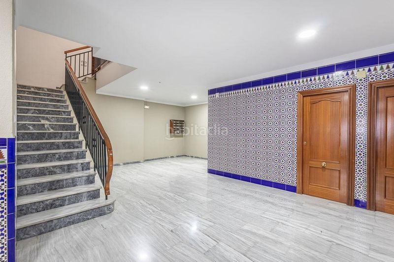 Foto d36d699f-f5e4-4716-bc38-d8ace356fc7e. Piso en calle río tajo 24 se vende amplio piso en zona de los rios _granada en Motril