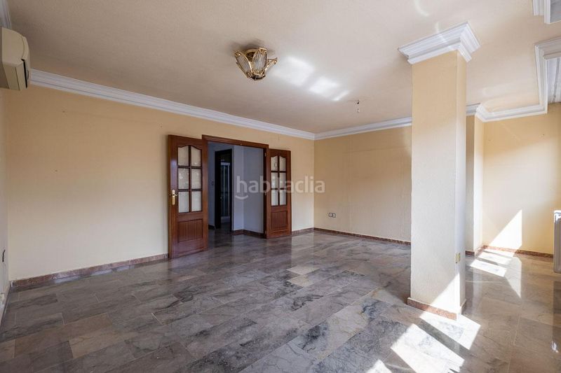 Foto 2ccda836-81dd-4ac9-be3d-2f4758c965c9. Piso en calle marqués de mondéjar 7 se vende amplio piso en ultima planta en el corazon _zona alhamar en Granada