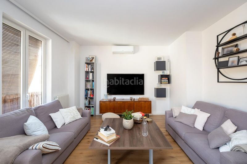 Foto 3dae52cf-ca40-4a40-a910-60df5e4d366b. Piso en calle santa teresa 13 se vende magnifico piso en el corazon en Granada