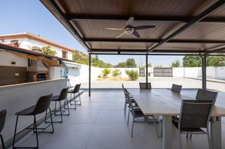 Chalet in Avenida del pretel 1. Se vende chalet en urbanizacion privada en albolote  _granada