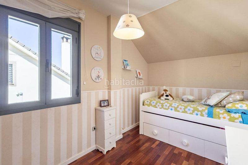 Foto c26ce7bf-4e5b-41dc-bc94-dfacd60cc1ab. Chalet en calle borraja 25 se vende magnifico chalet en la urbanizacion cañadas del parque_granada en Dílar