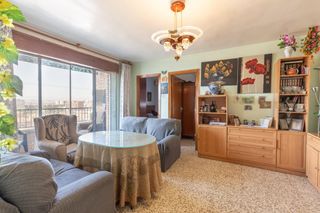 Pis a Calle diamantino garcía 23. Se vende luminoso piso con terraza , orientación sur y vistas de