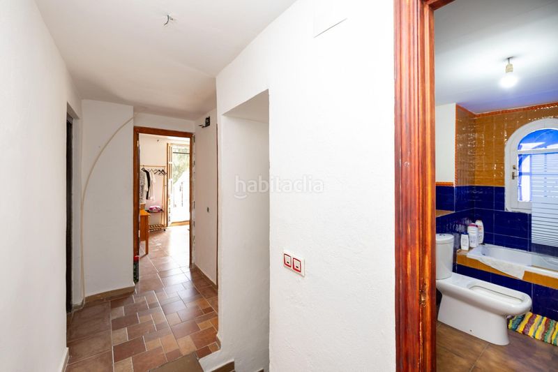 Foto b2818fc0-4f9a-4541-b824-9be5c7061a06. Casa adosada en n/a se vende casa adosada en el barrio del sacromonte_ en Granada