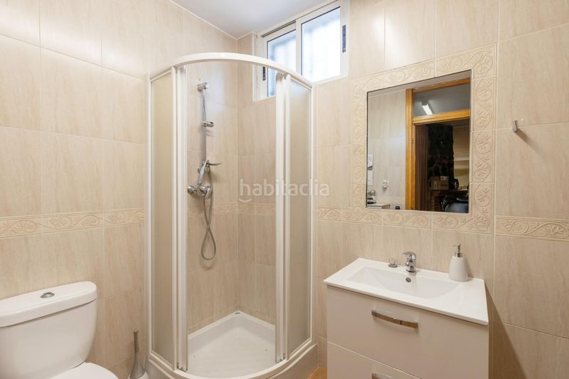 Foto 17d10787-31c8-40b4-9457-a632cca2e8b6. Casa adossada a calle dolores ibárruri 13 a Peligros