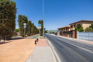 Terreno residenziale in Calle Granada 50