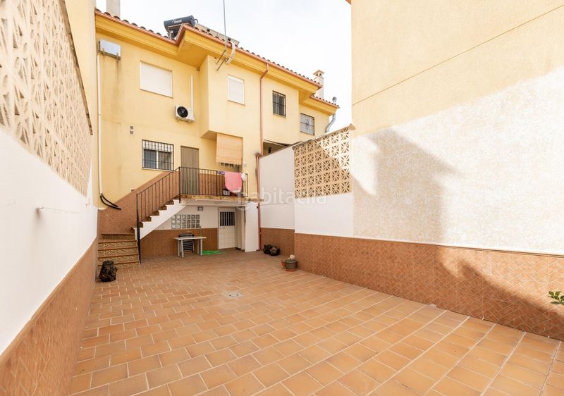 Foto cca841dc-a5b8-4456-80e6-8d35701e1d26. Casa amb xemeneia calefacció aparcament a Polideportivo Alhendín