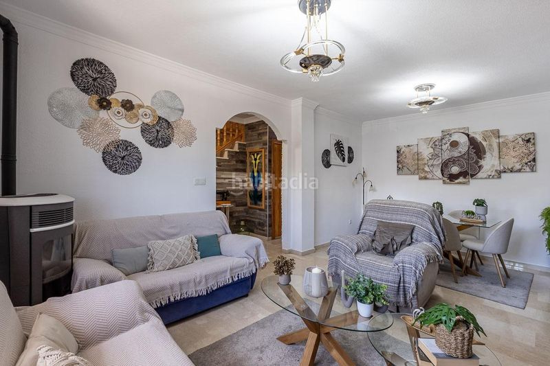 Foto c6881803-cb0e-4c21-be8a-ccc1f740cfde. Casa adosada en paseo geronimo de rueda 34 se vende casa adosada en cullar vega_vegas del genil_granada en Cúllar Vega