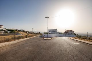 Terreny residencial a Calle Vega 42
