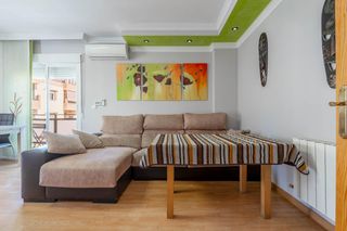 Appartement à Calle mejorana 25. Se vende precioso piso en la mejor zona residencial de atarfe_gr