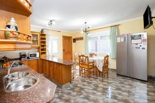 Casa a Dílar. Se vende piso en dilar