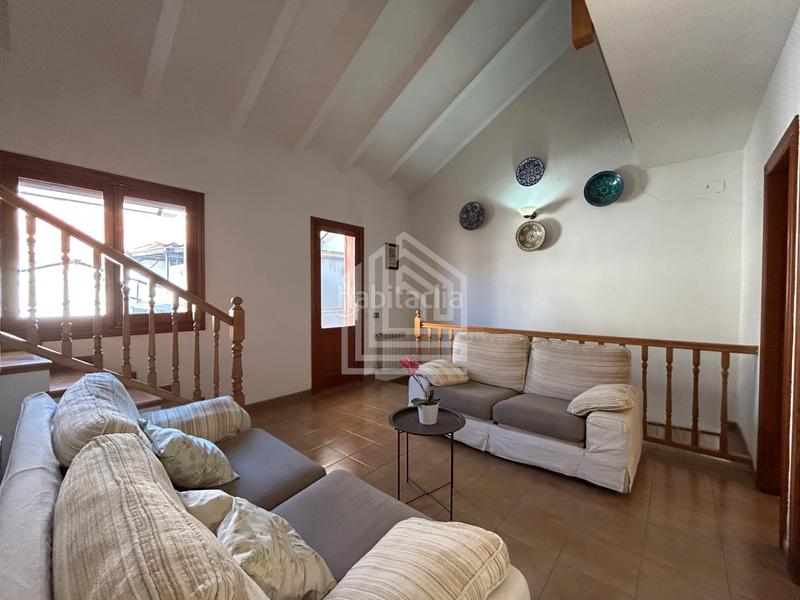 Foto 3878e2a8-08c7-4d41-842c-8e94b91181a5. Casa a schiera con camino riscaldamento parcheggio in Sagunt