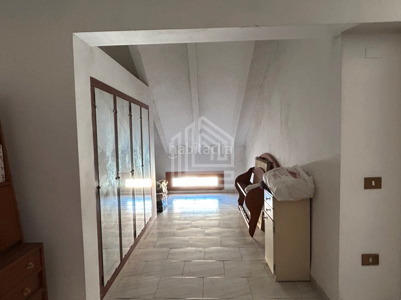 Foto 5012401e-ce36-4ef2-ae42-31e365428934. Casa a schiera con camino riscaldamento parcheggio in Sagunt