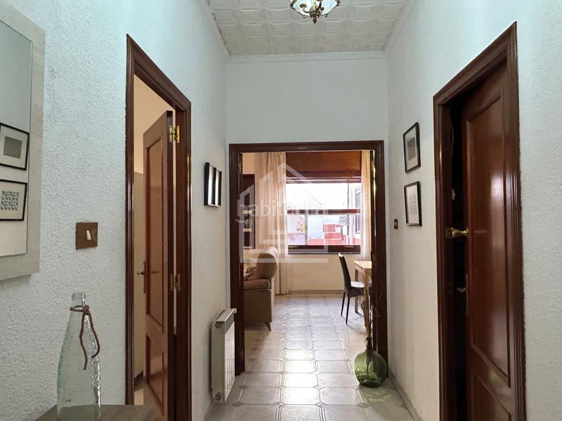 Foto 77bb510a-ef3a-4736-8288-a32978a3d795. Casa a schiera con camino riscaldamento parcheggio in Sagunt