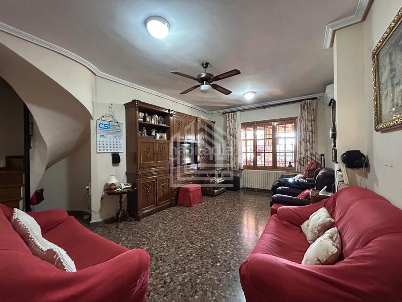 Foto d8aad64a-e74e-4edc-901a-593af456ccaa. Casa amb xemeneia calefacció aparcament piscina a Rocafort