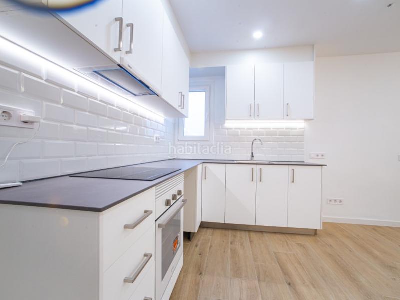 Foto 7d64817f-5d98-4674-81f6-29dbac61a88b. Piso ya disponible, en la rambla de gava en Centre-Estació Gavà