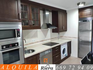 Location Appartement  Calle de maría de las alas pumariño