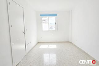 Pis  Real alta. Piso en ogíjares con garaje