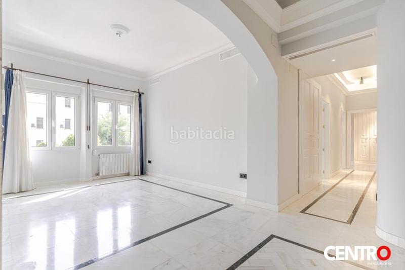 Foto 24ff8899-e990-4c0e-bd8b-410b13b5c56d. Etagenwohnung in Plaza de Toros Granada