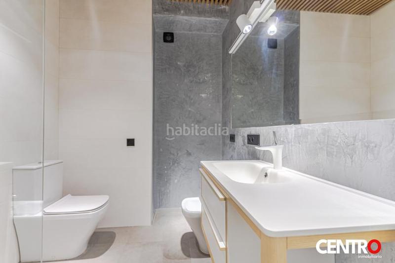 Foto 990d7b97-0847-4e95-b40d-77069acc5823. Etagenwohnung in Plaza de Toros Granada