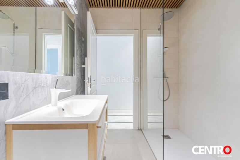 Foto ecede0b7-cf8f-4cdf-895b-71134e253958. Etagenwohnung in Plaza de Toros Granada