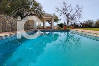 Xalet  Marina del este. Chalet de lujo en punta de la mona , la herradura