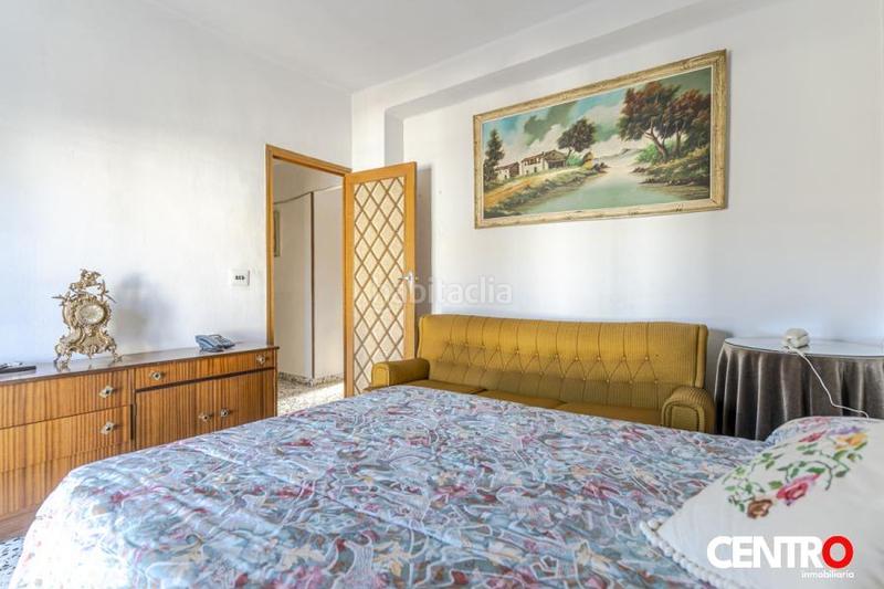 Foto 12909a85-f562-4236-ad9d-3e6d987ba81c. Casa  de esquina en la zubia en La Zubia Ciudad Zubia (La)